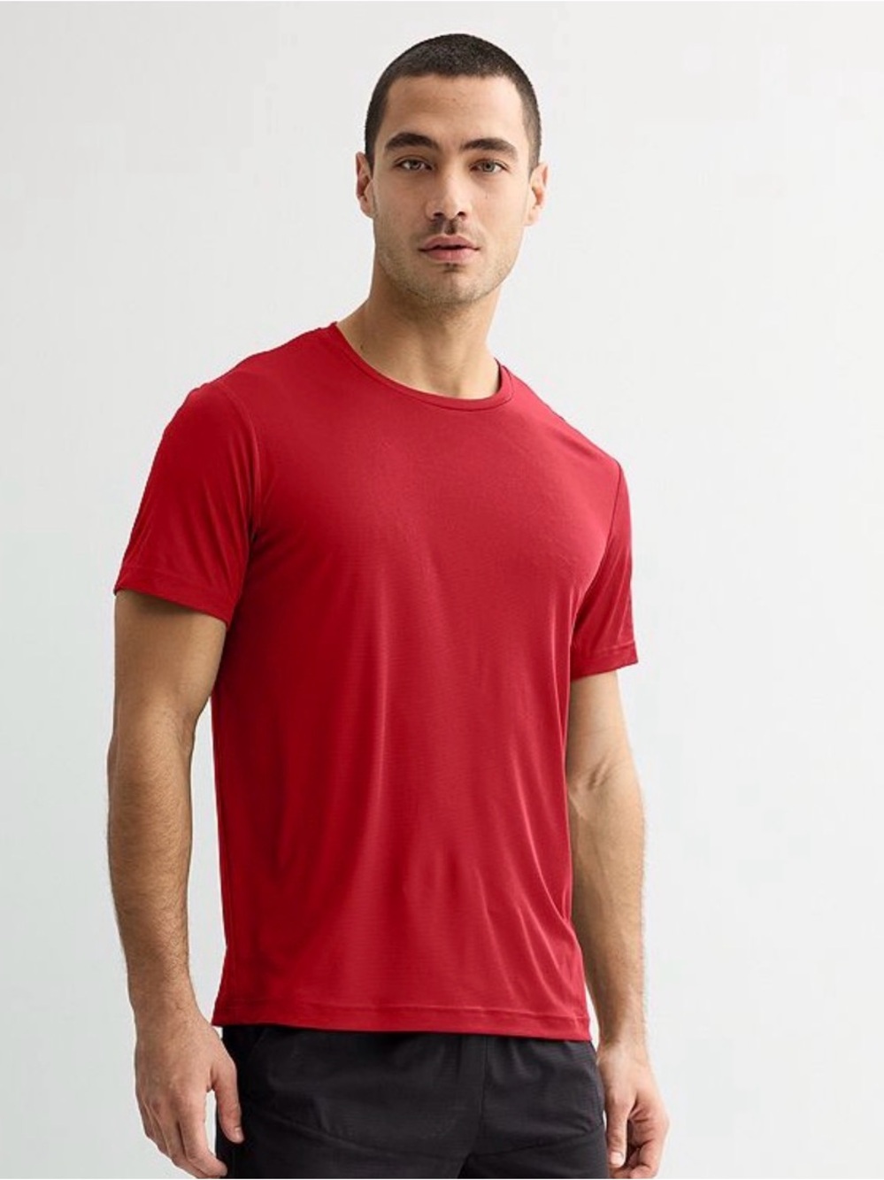 NWOT tek gear Men's Burgundy Crew Neck Short Sleeve Tee
